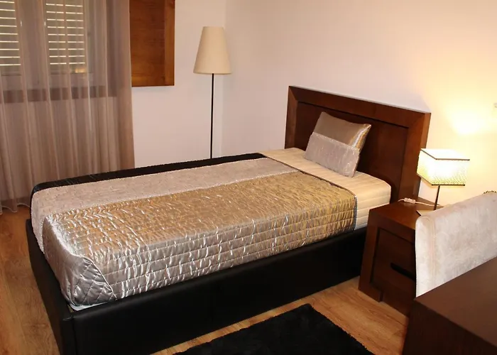 Casa De Vale Benfeito - * Macedo de Cavaleiros